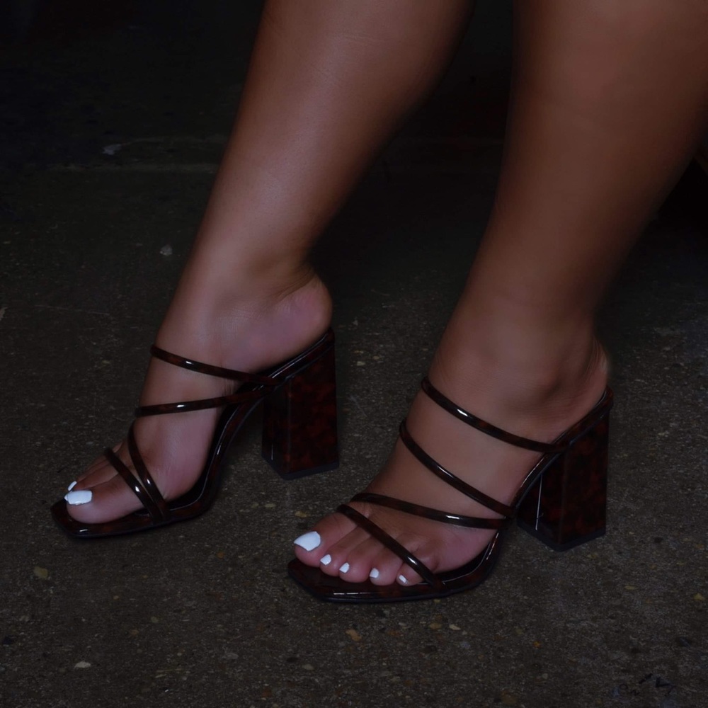 SIMMI LONDON KAMILLA CROC EMBOSSED MULE